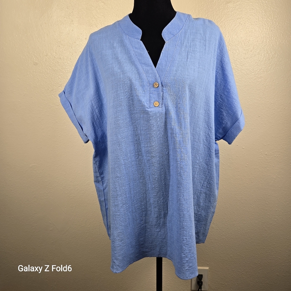 Women’s Light Blue Short‎ Sleeve Notch Neck Top with Wooden Buttons – Size 3XL